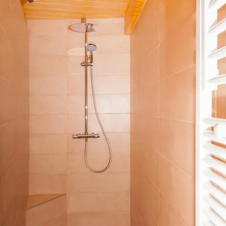 Duplex Domus Aurea شقة